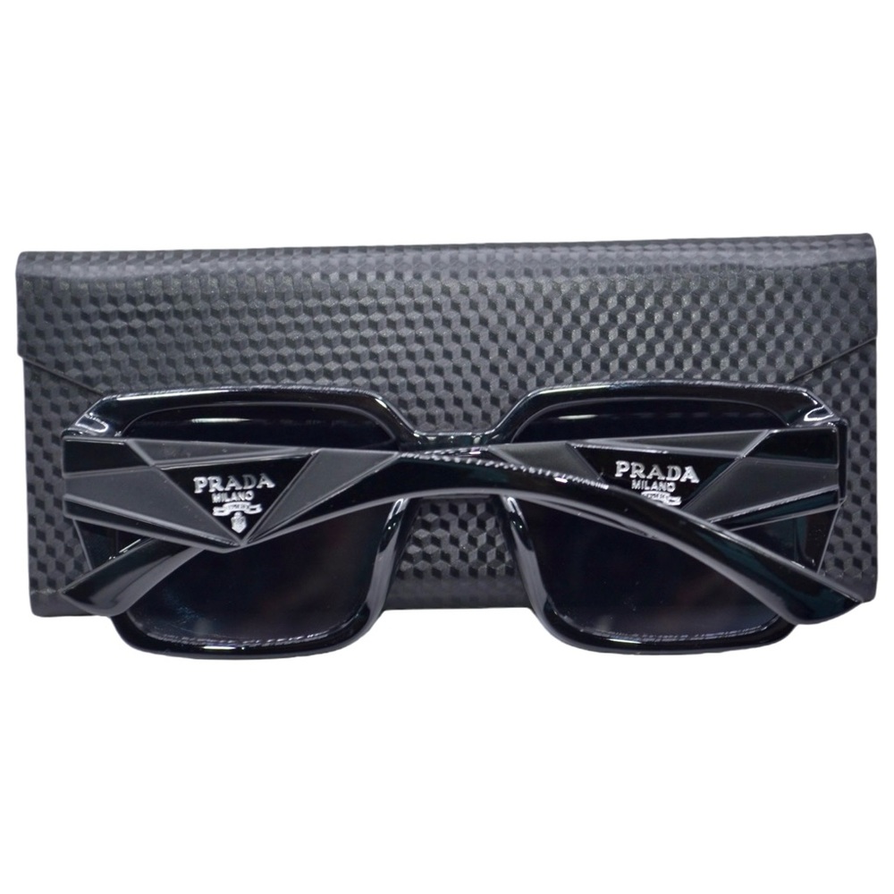 Prada Women’s Sunglasses | Black Frame | Gray Lenses | 55-20-144 | Italy - Picture 9 of 13
